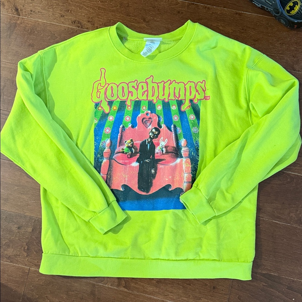 Goosebumps neon sweatshirt GUC size large
